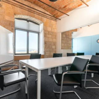 Bureau privé 100 m² 20 postes Coworking Place de la Joliette Marseille 13002 - photo 3
